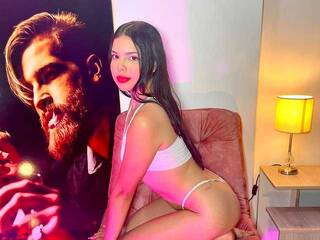 Erotic video chat emiligrant