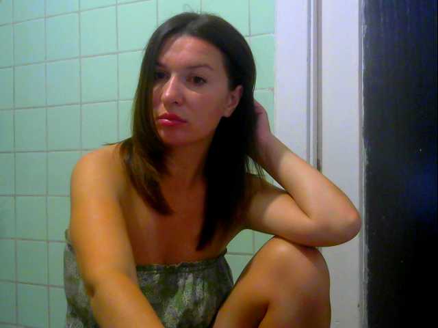 Photos emillly I have beauty, you have tokens and I will become the winner in the top 1! thanks