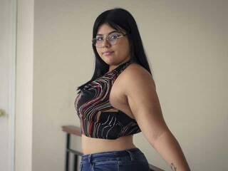 Erotic video chat Emilly04