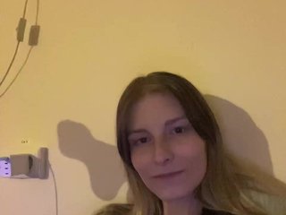 Erotic video chat Emily-