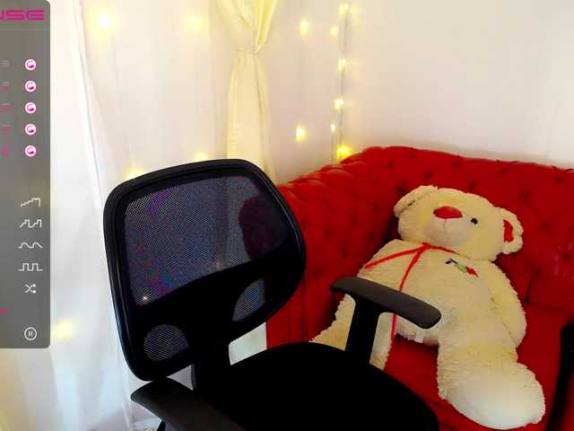 Broadcast screenshots Emily-Rendon