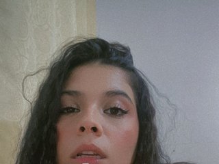 Erotic video chat Emily-Rivera78