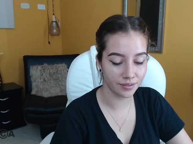 Broadcast screenshots Emily-Up