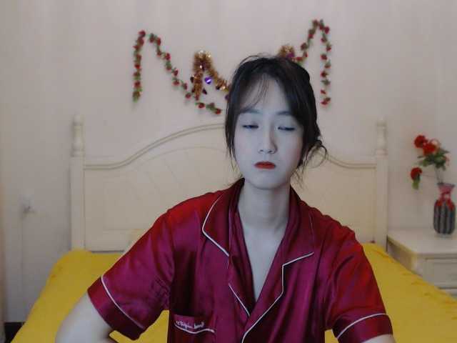 Broadcast screenshots Emily2a