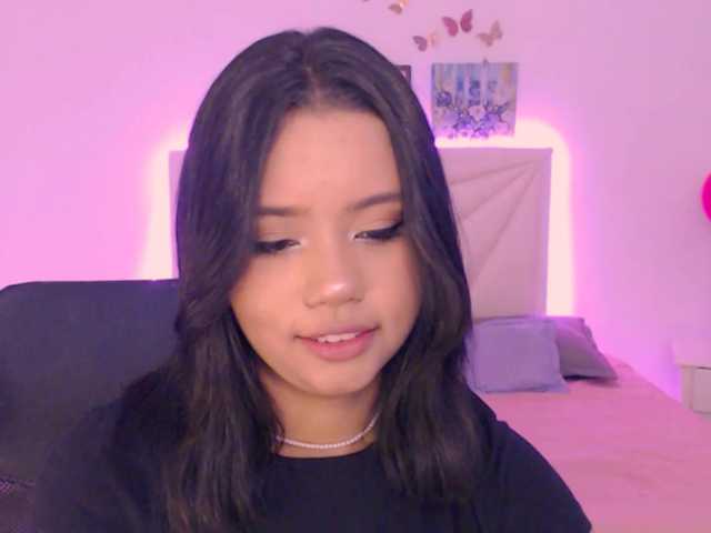 Broadcast screenshots EmilyBloop
