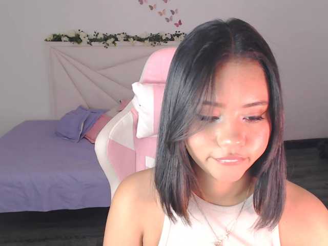 Broadcast screenshots EmilyBloop