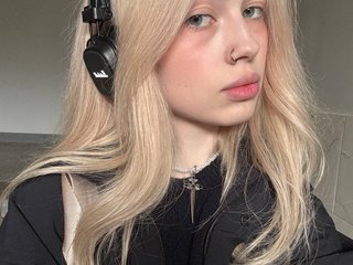 Erotic video chat EmilyFlowers