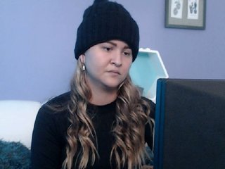 Broadcast screenshots emilyjonesx