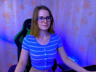 Broadcast screenshots EmilyKissy