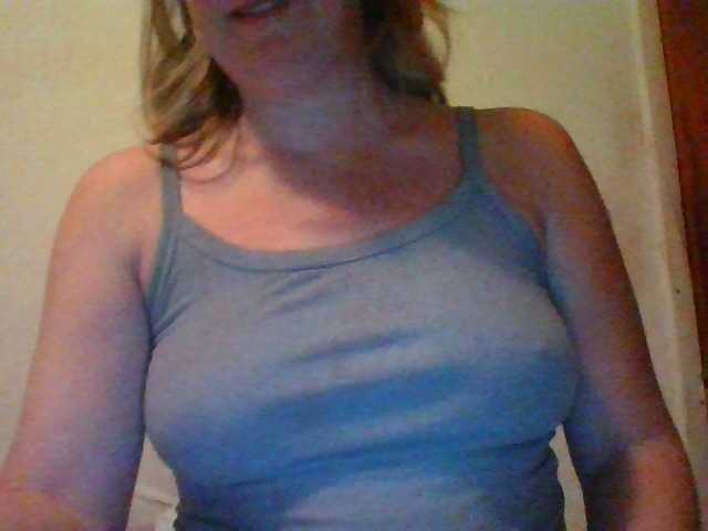Broadcast screenshots Emilylyn