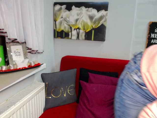 Broadcast screenshots EmilyQueen