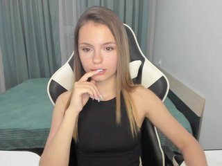 Erotic video chat EmilySkout