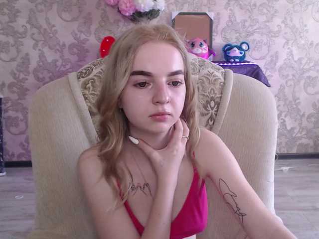 Broadcast screenshots EmilyTeilyr