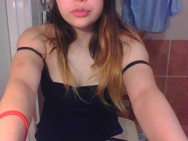 Broadcast screenshots EmilyXSun