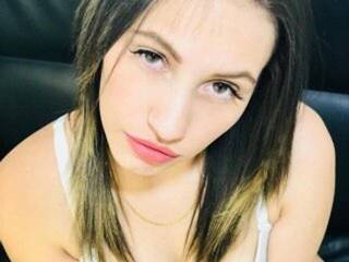 Erotic video chat Emma-Benson