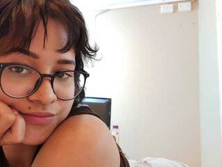 Erotic video chat Emma-Jackson