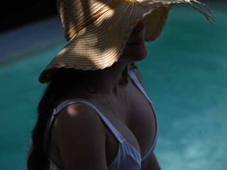 Erotic video chat Emma-pink