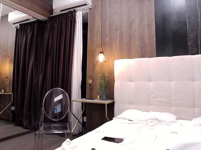 Broadcast screenshots emmarayne