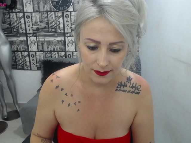 Broadcast screenshots EmmaRizzoo