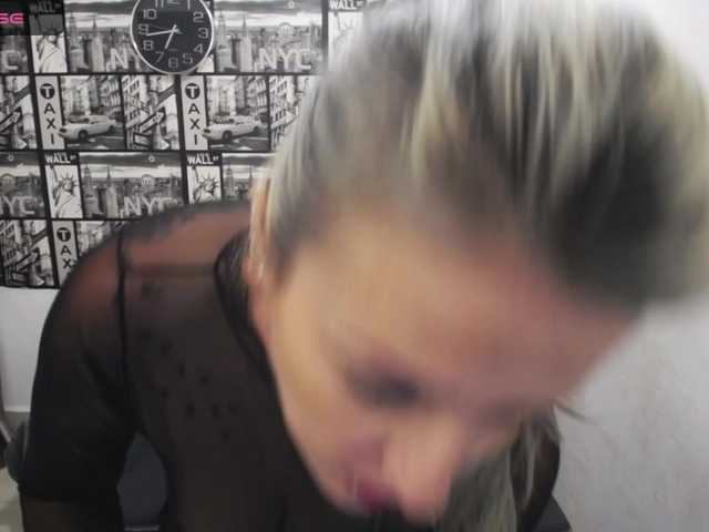 Broadcast screenshots EmmaRizzoo
