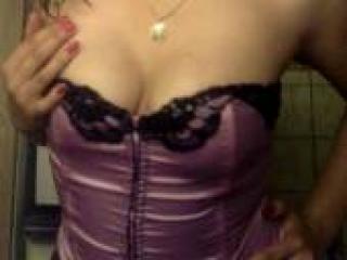 Erotic video chat emmi555