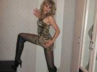 Erotic video chat emmlianna