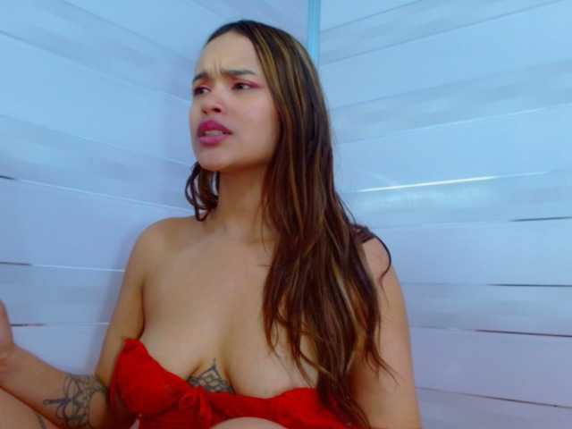 Broadcast screenshots emmyythx