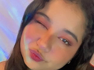 Erotic video chat EmyRose