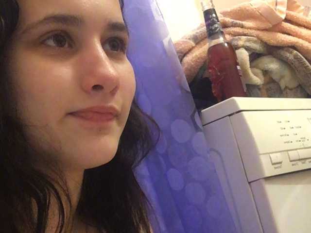 Broadcast screenshots EnaYoung