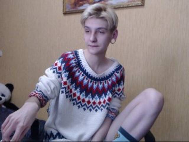 Broadcast screenshots ErikaLis