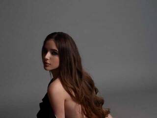 Erotic video chat EshlyWow