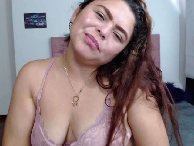 Photos EstrellaMndza Fuck pussy 499 ♥My pussy is ready for all the fun you want to give me♥Flash pussy 35♥Spread and spank pussy 55♥Fingering 199♥Left 468 tkns
