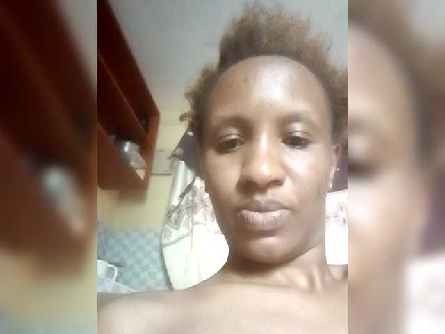 Welcome to my chat room! Feel free to say hi 😊