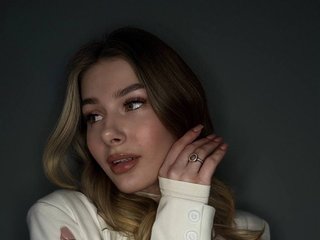 Erotic video chat EvaEllis