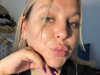 Erotic video chat EvaPuffy