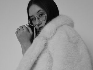 Erotic video chat Evelyn300