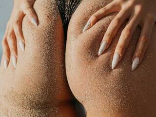 Erotic video chat Evelynne---Lisa