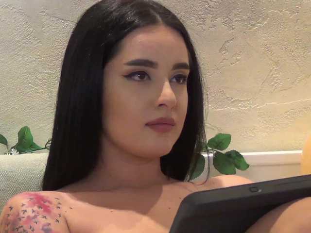 Broadcast screenshots EvieRose