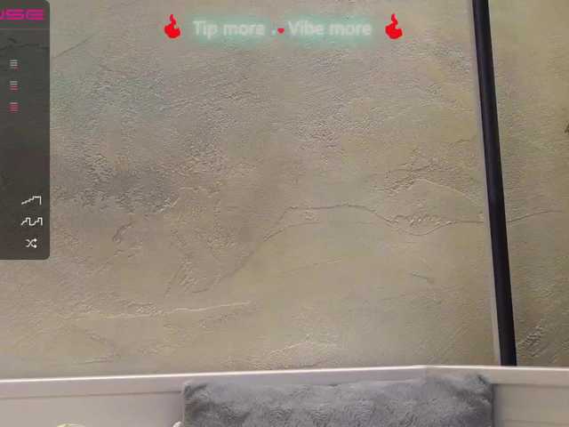 Broadcast screenshots EvieRose