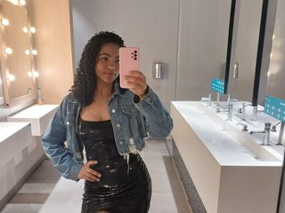 Erotic video chat Exxotic-Amber