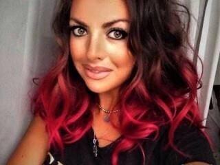 Erotic video chat Fantazzm18