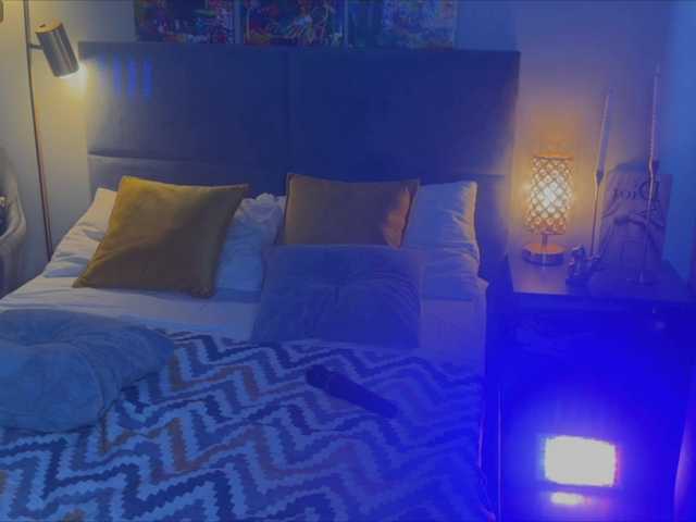 Broadcast screenshots fatalefemme