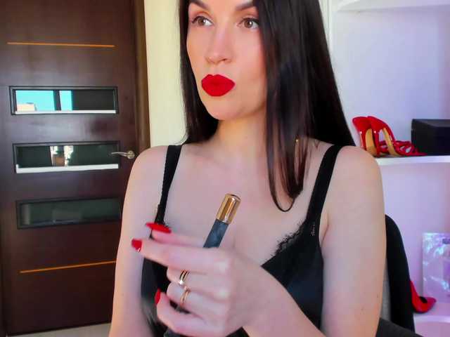 Broadcast screenshots Femdomheels