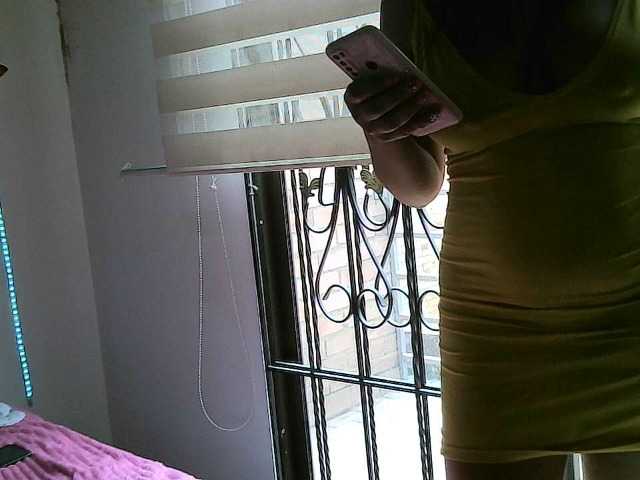 Broadcast screenshots fierybrunett1