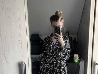 Erotic video chat fiksikBoom