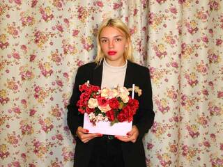 Erotic video chat WindsOfChange