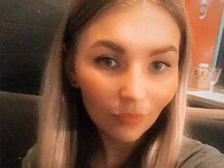 Erotic video chat FlamingBTRFly