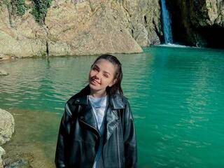 Erotic video chat Flora-69