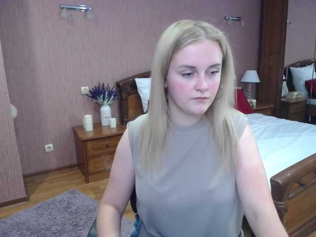 Photos FlutteringGaz Hello guys! Thats my first day and i m stil little shy! Lets get know each other better and have nice time together) I would like to feel comfy with you) Pvt and Grp On!!!