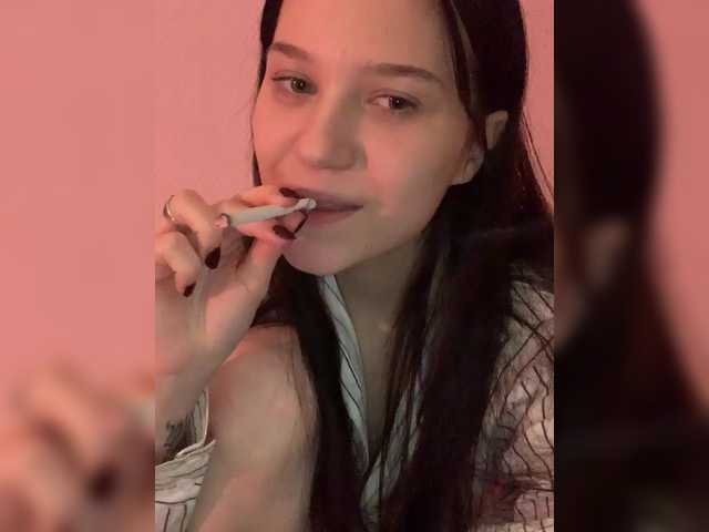 Broadcast screenshots FoundaryElisa